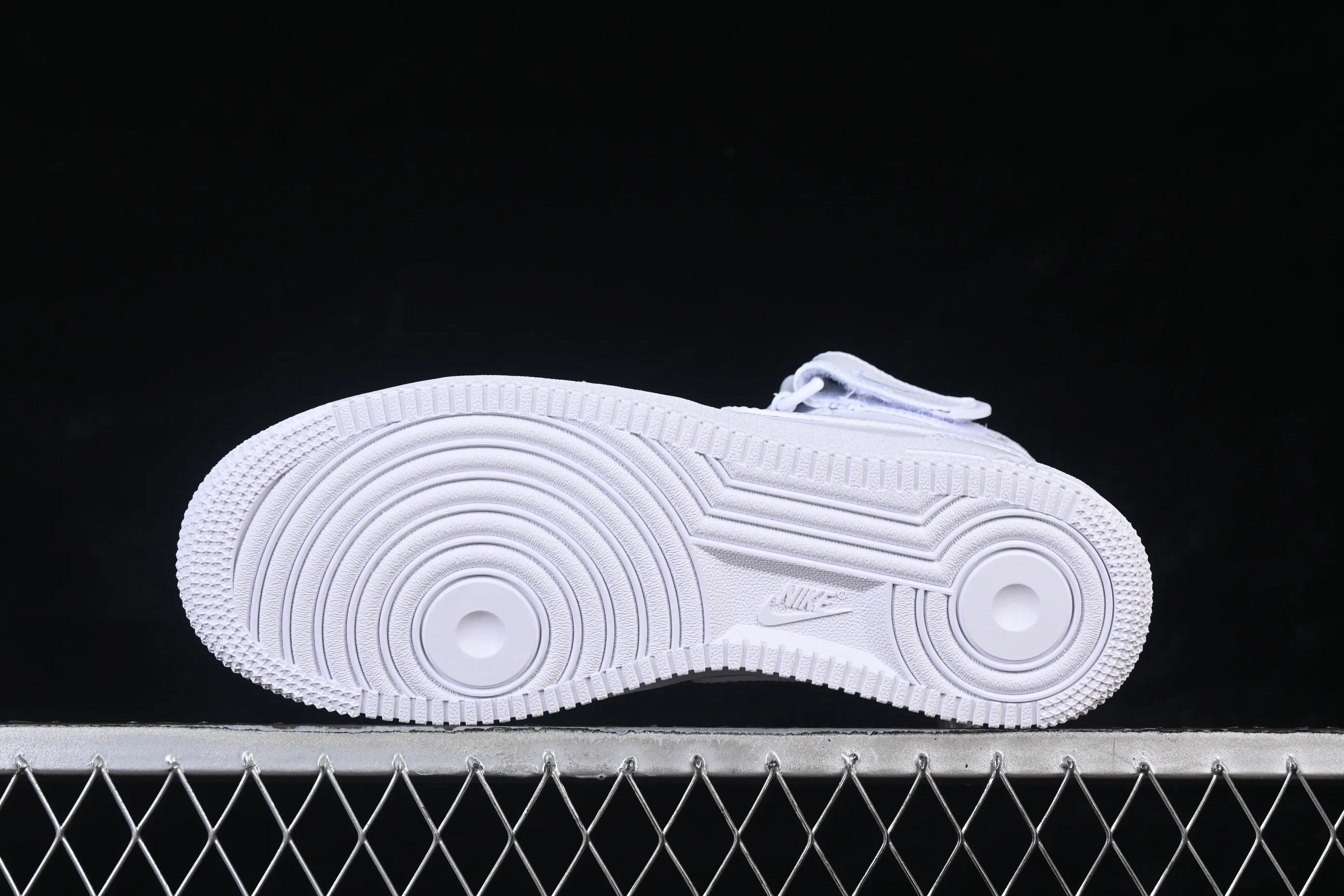 All categories Nk Air Force 1 Air Force series Nk Air Force 1 Mid Air Force mid-top Nike Air Force 1'07 Mid all white Air Force 1 mid-top casual sneakers CW2289-111